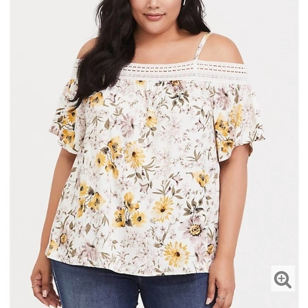 Torrid YELLOW FLORAL STRETCH CHALLIS COLD SHOULDER‎ TOP